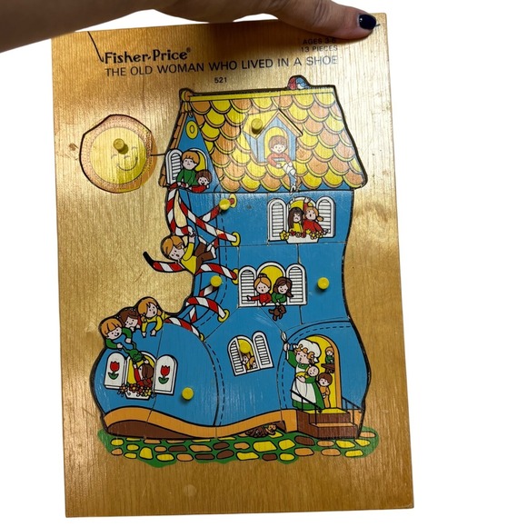 Vintage | Fisher Price-Old Woman Who Lived In A Shoe Puzzle | Wooden | 13 piece - Picture 1 of 5